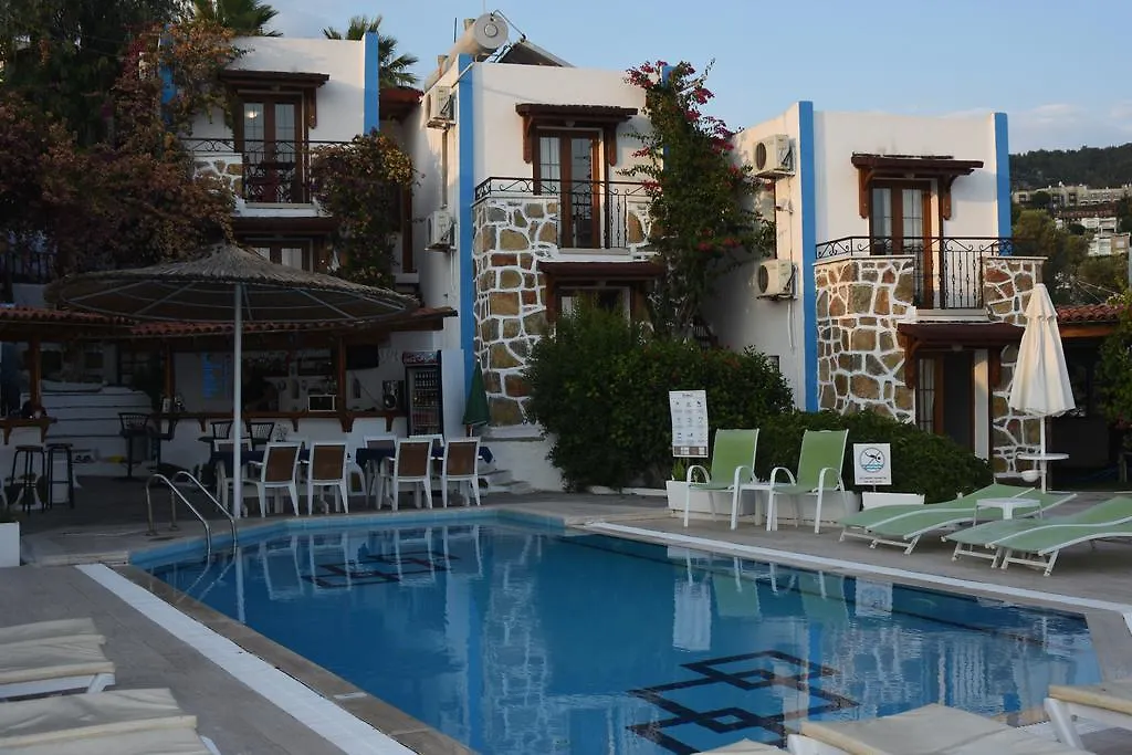Dasis Hotel Suites Bodrum 3*,